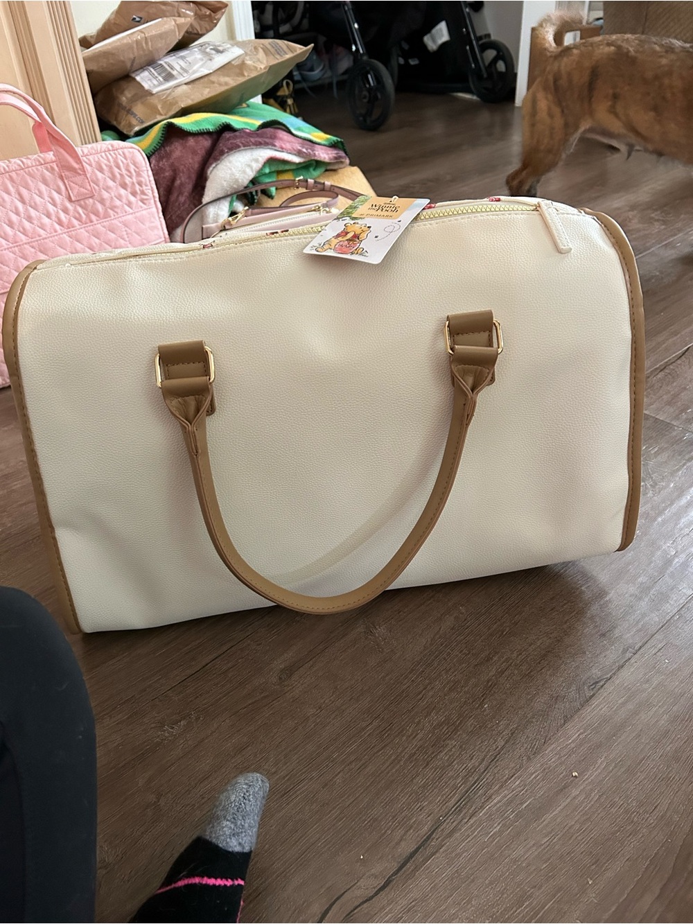 NWT Pooh with Berries Cream & Tan Quilted Satchel Bag - Picture 2 of 8